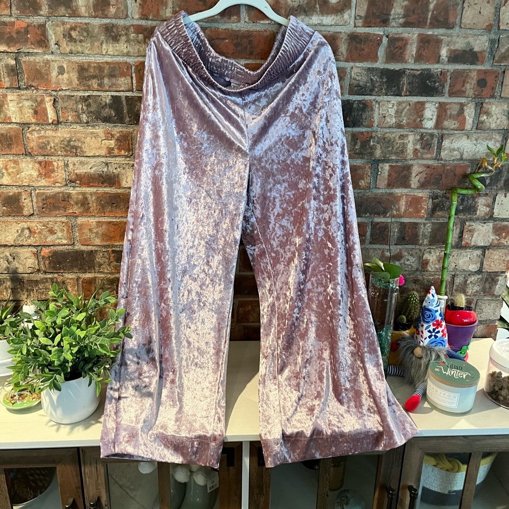 A New Day crushed velvet wide leg pant